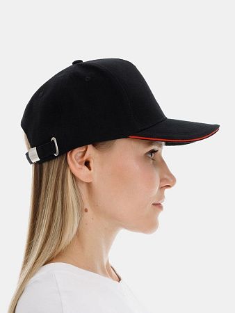 Бейсболка Classic 2.0, черная с красным кантом