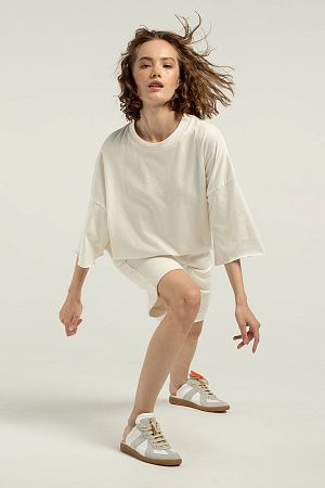 Футболка унисекс оверсайз T1, молочно-белая, размер M/L