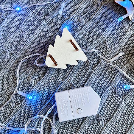 Гирлянда на 12 игрушек из фанеры, с индивидуальным лого, 2.5 м