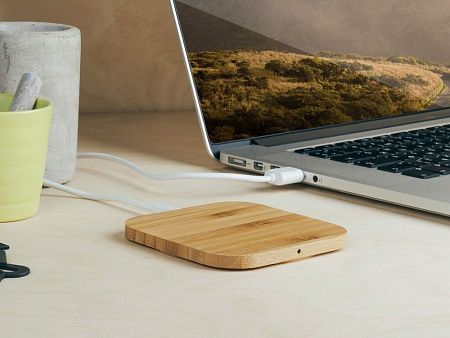 Беспроводное зарядное устройство «NEO Q5 Quick», 10 Вт, дерево