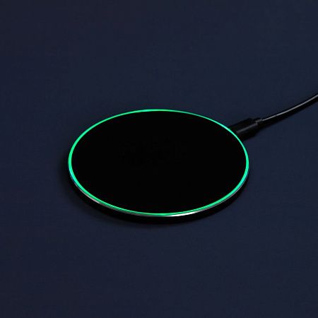Беспроводное зарядное устройство с подсветкой Lightcore, черное