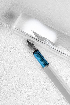 Перьевая ручка PININFARINA PF One SILVER /BLUE