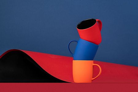 Кружка Surprise Touch Black с покрытием софт-тач, синяя