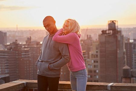 Толстовка с капюшоном женская Hoodie, белая, размер XS