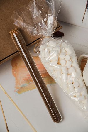 Подарочный набор «Баунти»: свеча, кружка, маршмеллоу, горячий шоколад