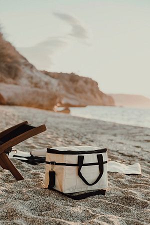 Сумка-холодильник VINGA Volonne из переработанного канваса и rPET AWARE™