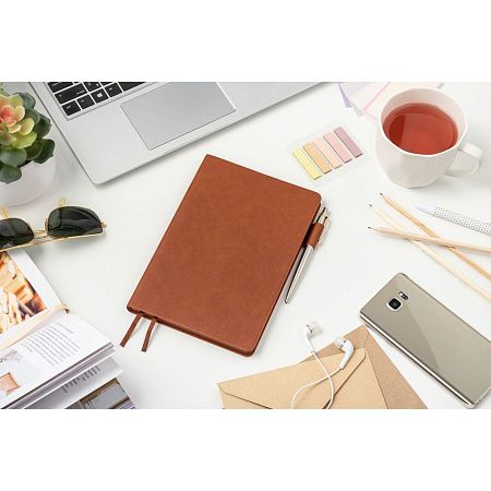 Ежедневник Flexy Asstra Petrus A5, светло-коричневый, недатированный, в гибкой обложке