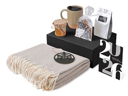Подарочный набор «Re:Nest» с пледом, кружкой и вареньем