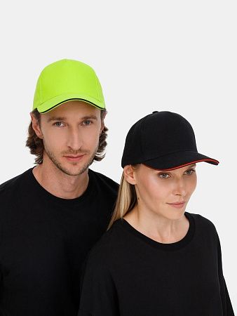 Бейсболка Classic 2.0, черная с красным кантом