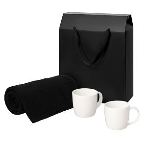 Подарочный набор Дафна (Dafna), Селла (Cella), черный в коробке-пакете (две фарфоровых кружки, плед)
