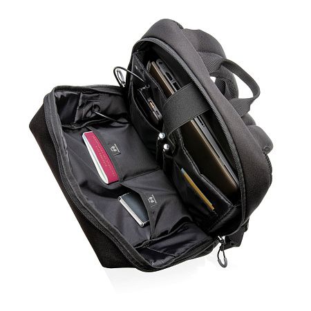Рюкзак Swiss Peak с RFID-защитой и USB-A из rPET AWARE™, 15,6’’