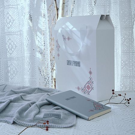 Подарочная коробка-пакет универсальная большая, красная