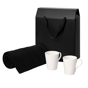 Подарочный набор Vesta, Cella, черный в коробке-пакете (две фарфоровых кружки, плед)
