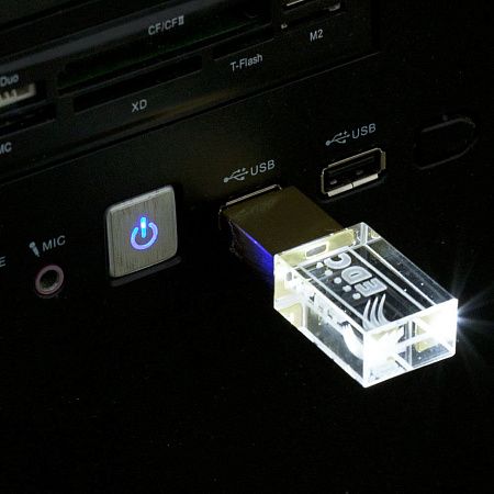 Флешка с подсветкой