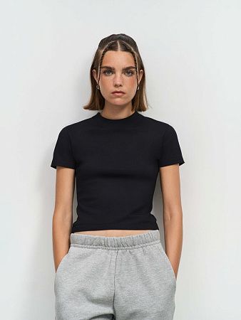 Футболка женская Lilia, черная, размер M