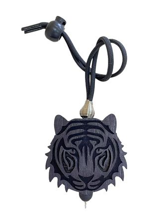 ДЕРЕВЯННАЯ ПОДВЕСКА С АРОМАМАСЛОМ