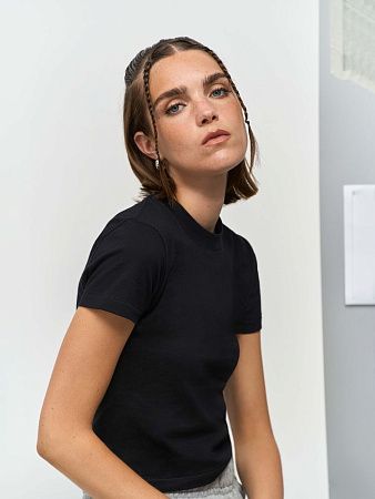 Футболка женская Lilia, черная, размер L