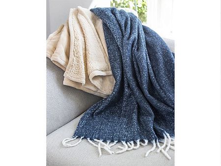 Плед «Долли» из переработанных материалов