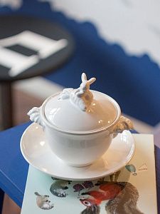 Бульонница &amp;quot;Кролик - Везунчик&amp;quot; с тарелкой, 425 мл, Белый