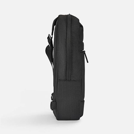 Рюкзак на одно плечо Discovery M, черный