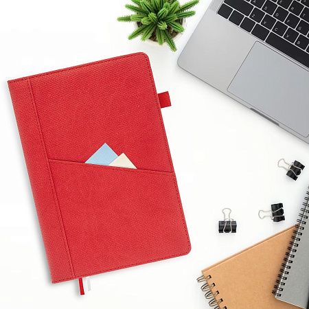 Ежедневник Smart Geneva Ostende А5, красный, недатированный, в твердой обложке с поролоном