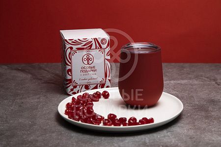 Подарочный набор "Вишневая страсть": кофер, вишня, коробка