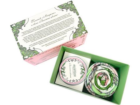 Набор: платок «Ландыши» и свеча «Весенние цветы»