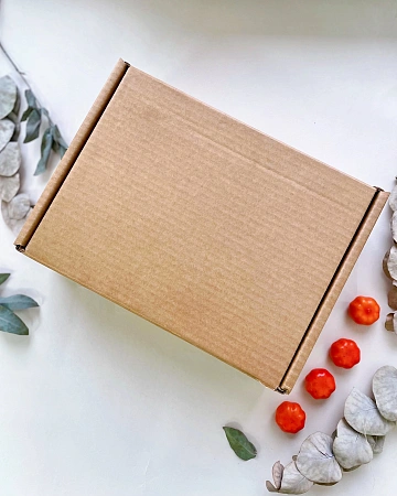 Подарочный набор «Глинт из рода Вейнов»: глинтвейн, фундук, мед, варенье