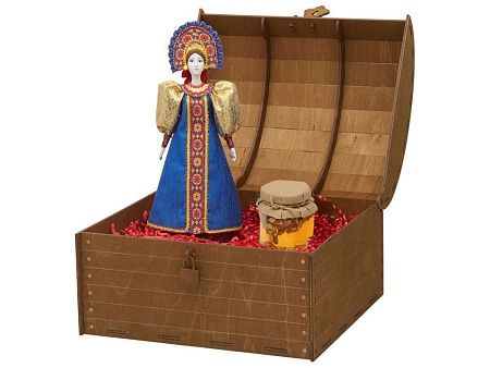 Подарочный набор: кукла фарфоровая, мёд с грецким орехом
