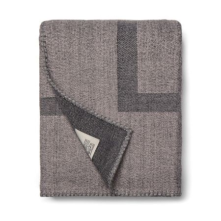 Плед VINGA Monogram из переработанного полиэстера GRS, 170x130 см