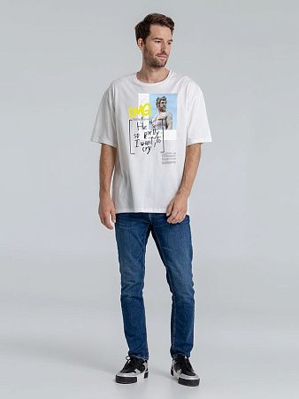 Футболка оверсайз «He is So Pretty. Давид», черная, размер XS/S